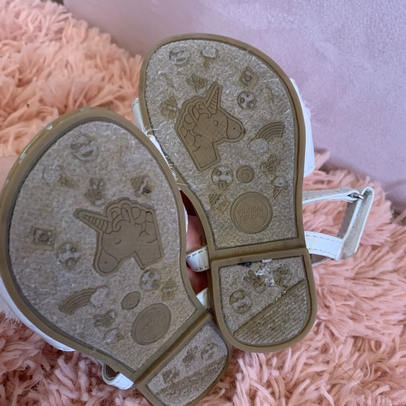 Sandals - Picture 6 of 6